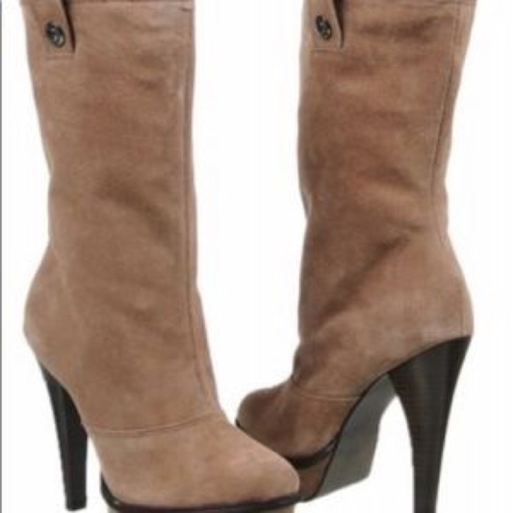 Calvin Klein || Veronica suede platform boots